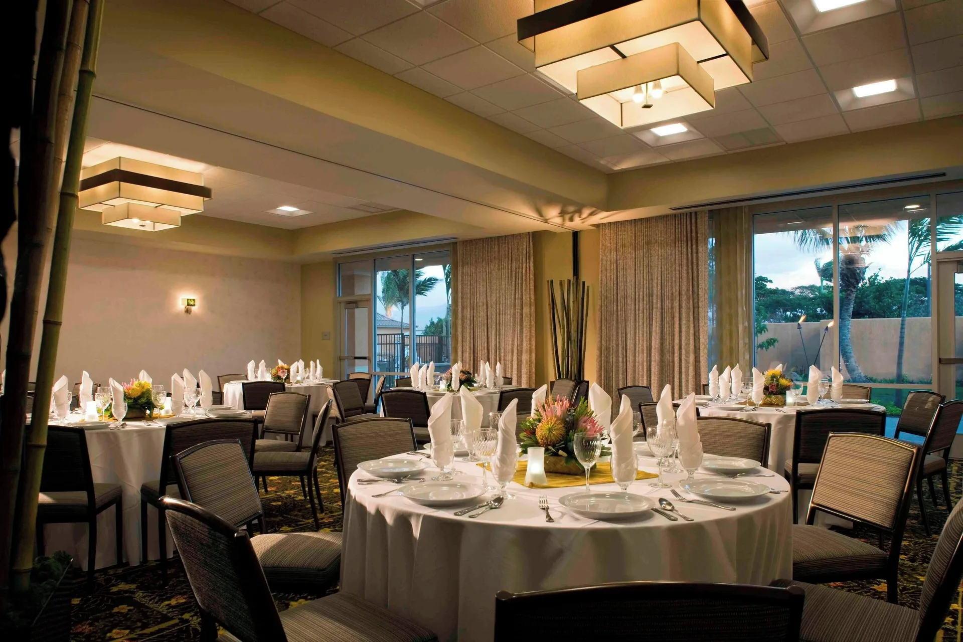 Banquet tables set for an event at Courtyard Maui Kahului Airport.
