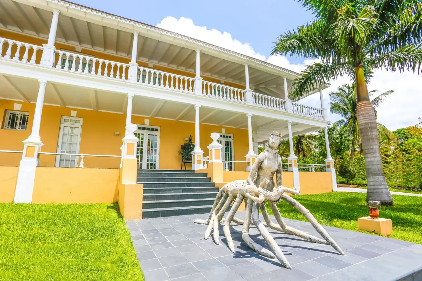 National Art Gallery Of The Bahamas 10 Min Walk