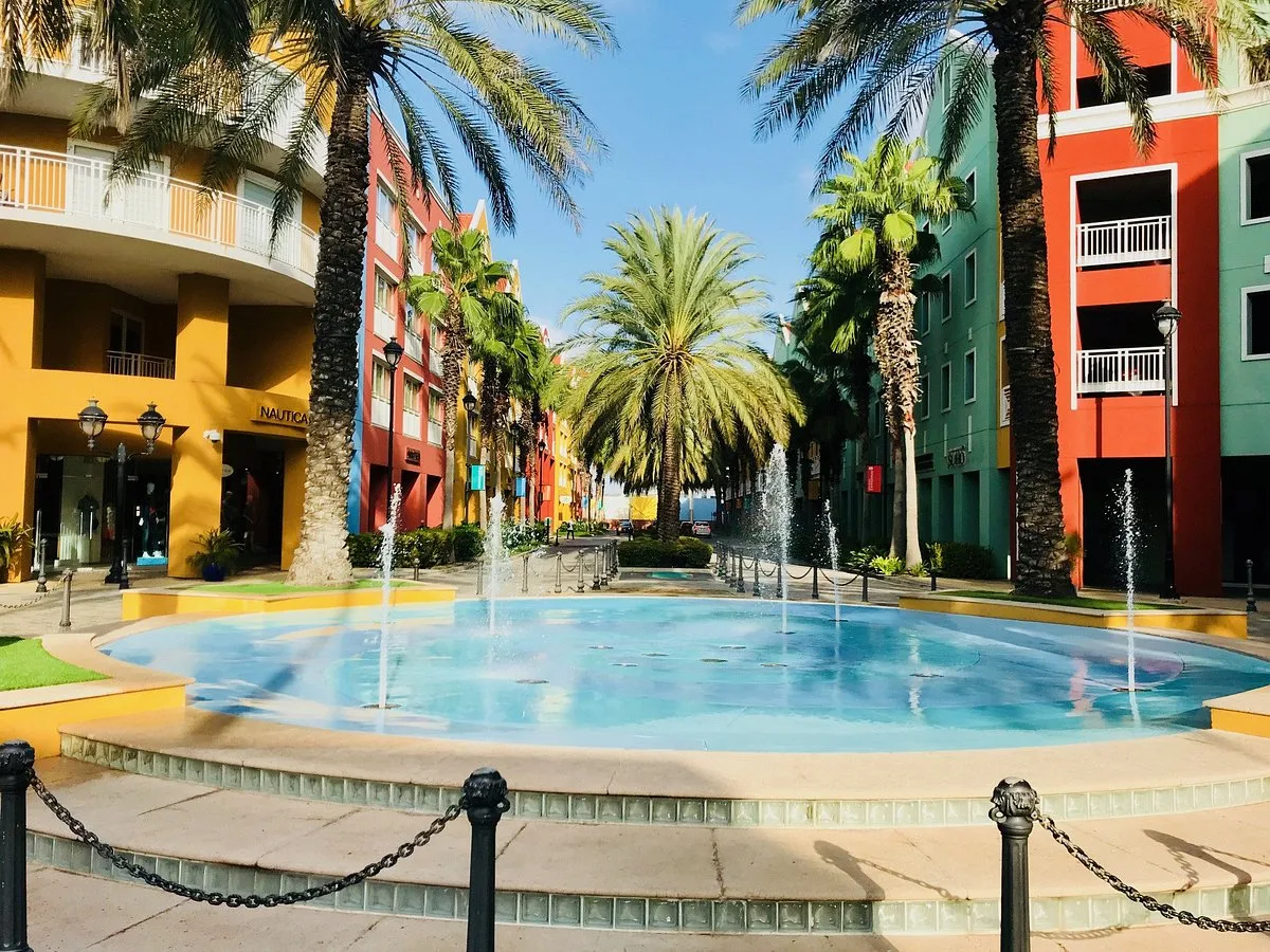 Renaissance Shopping Mall 5 Min Drive