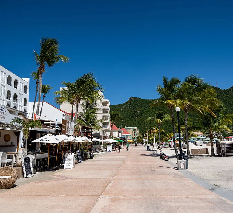 Front Street District 15 Min Walk