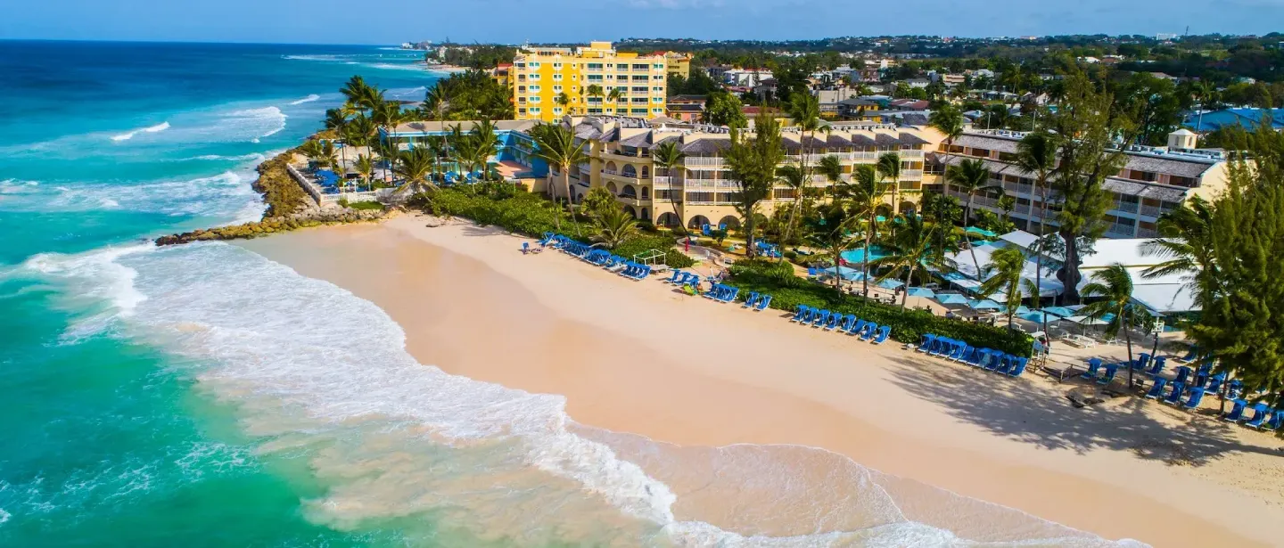 Turtle Beach 15 Min Walk