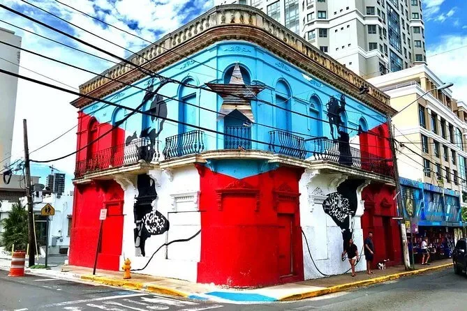 Calle Loiza 1 Min Walk