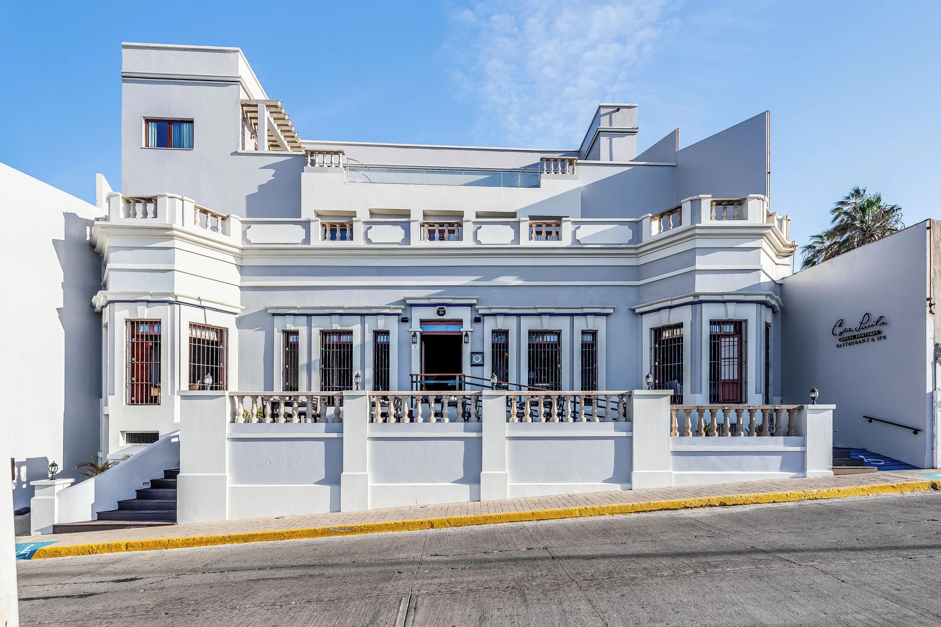 Casa Lucila Mazatlán Curamoria Collection boutique oceanfront hotel with intimate historic district style