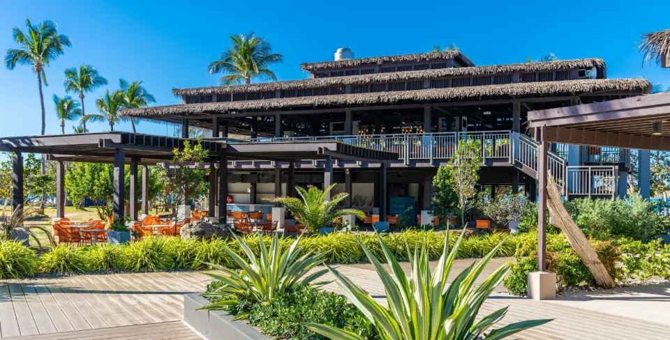 Oasis Bar & Grill