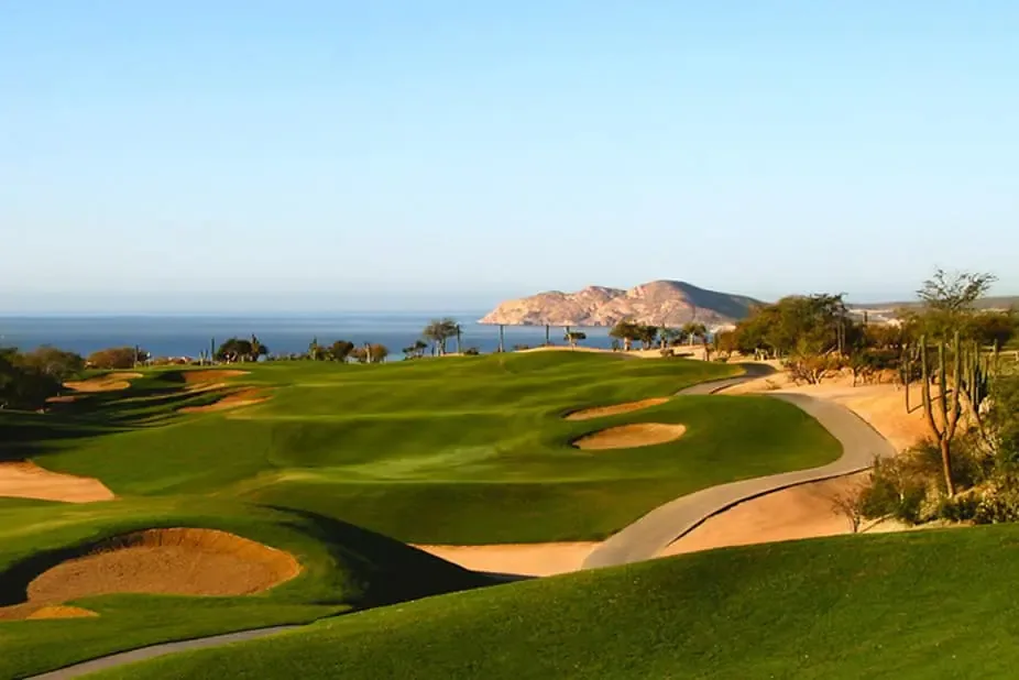Questro Golf 5 Min Drive
