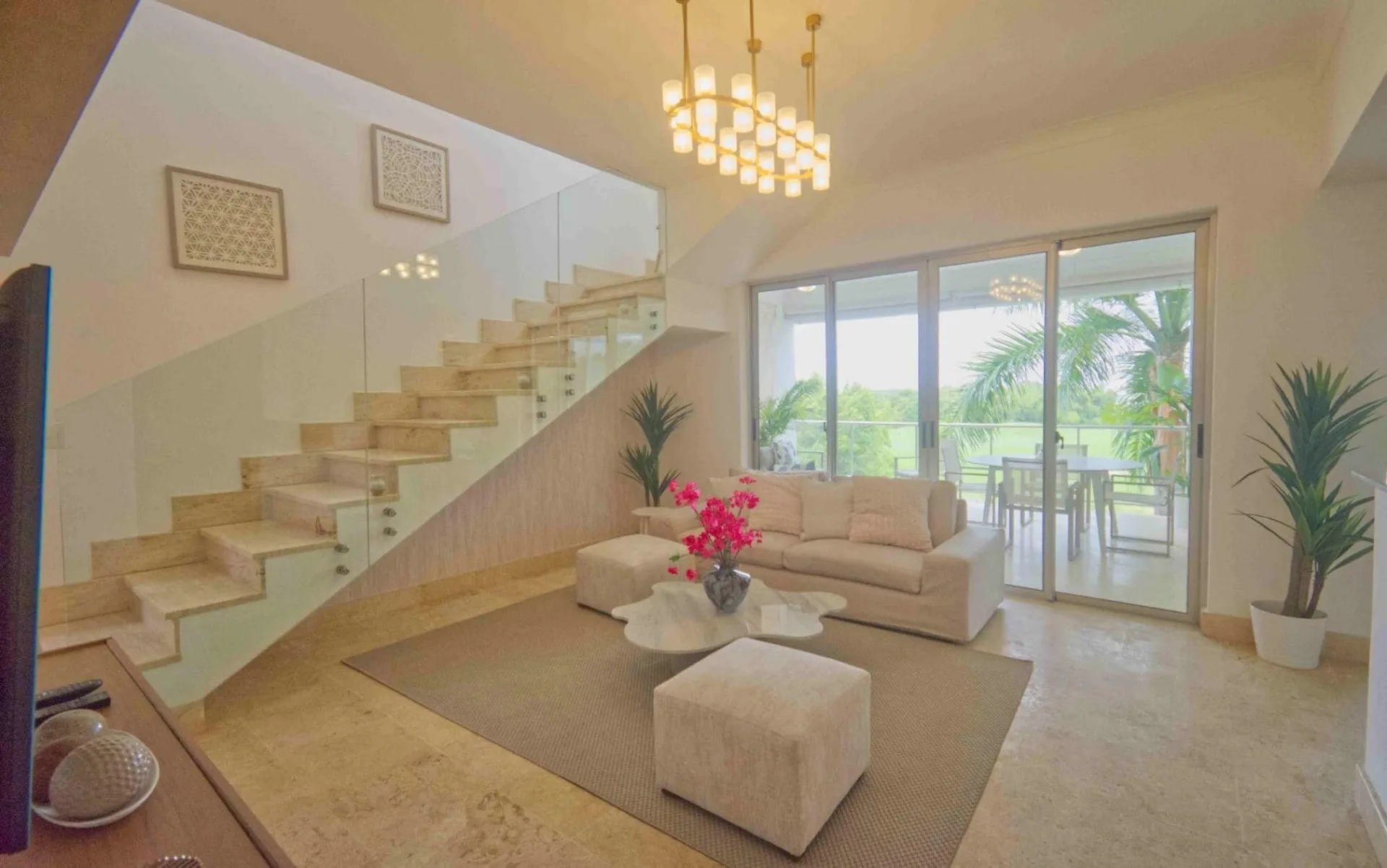 Stylish Penthouse With hot tub and Amazing Views resort