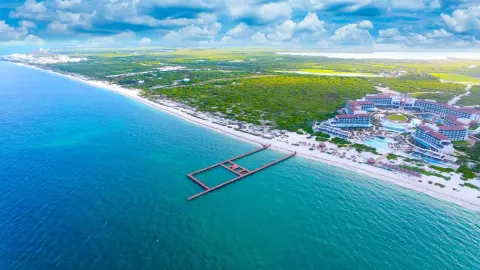 Punta Sam Beach 5 Min Drive