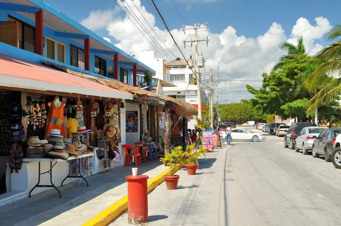 Puerto Morelos Town Square 5 Min Drive