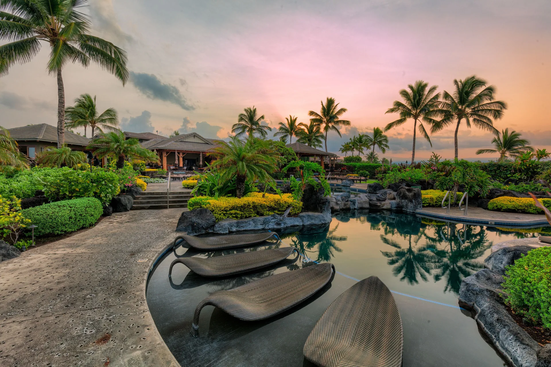 Castle Hali'i Kai at Waikoloa oceanfront villa resort with condo accommodations and resort pool