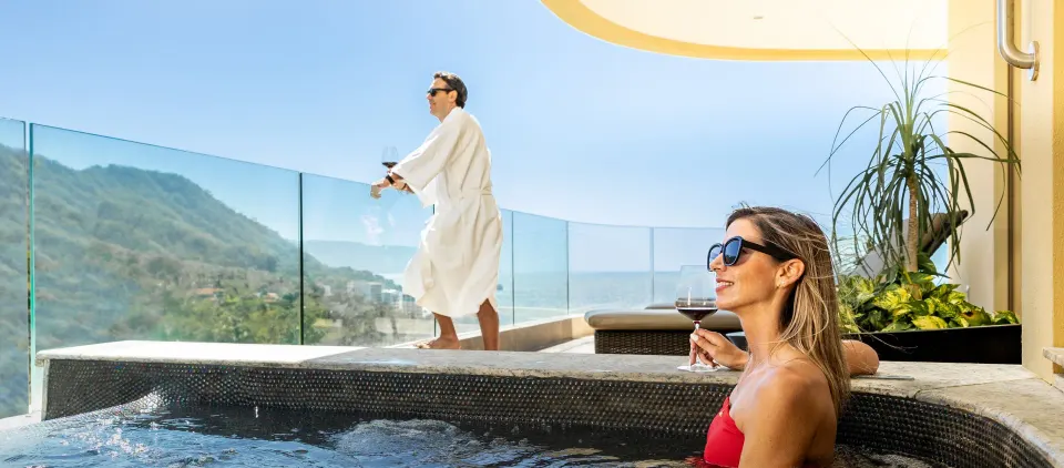 Junior Panoramic Suite terrace hot tub with coastal view at Garza Blanca Preserve Resort & Spa.