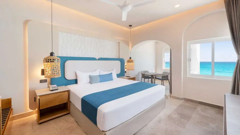 Inside the Deluxe Ocean View Room at GR Solaris Caribe — from the hotel's own gallery.