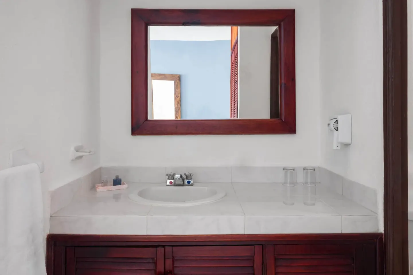 Ocean View Room bathroom vanity at Grand Decameron Complex Bucerias.