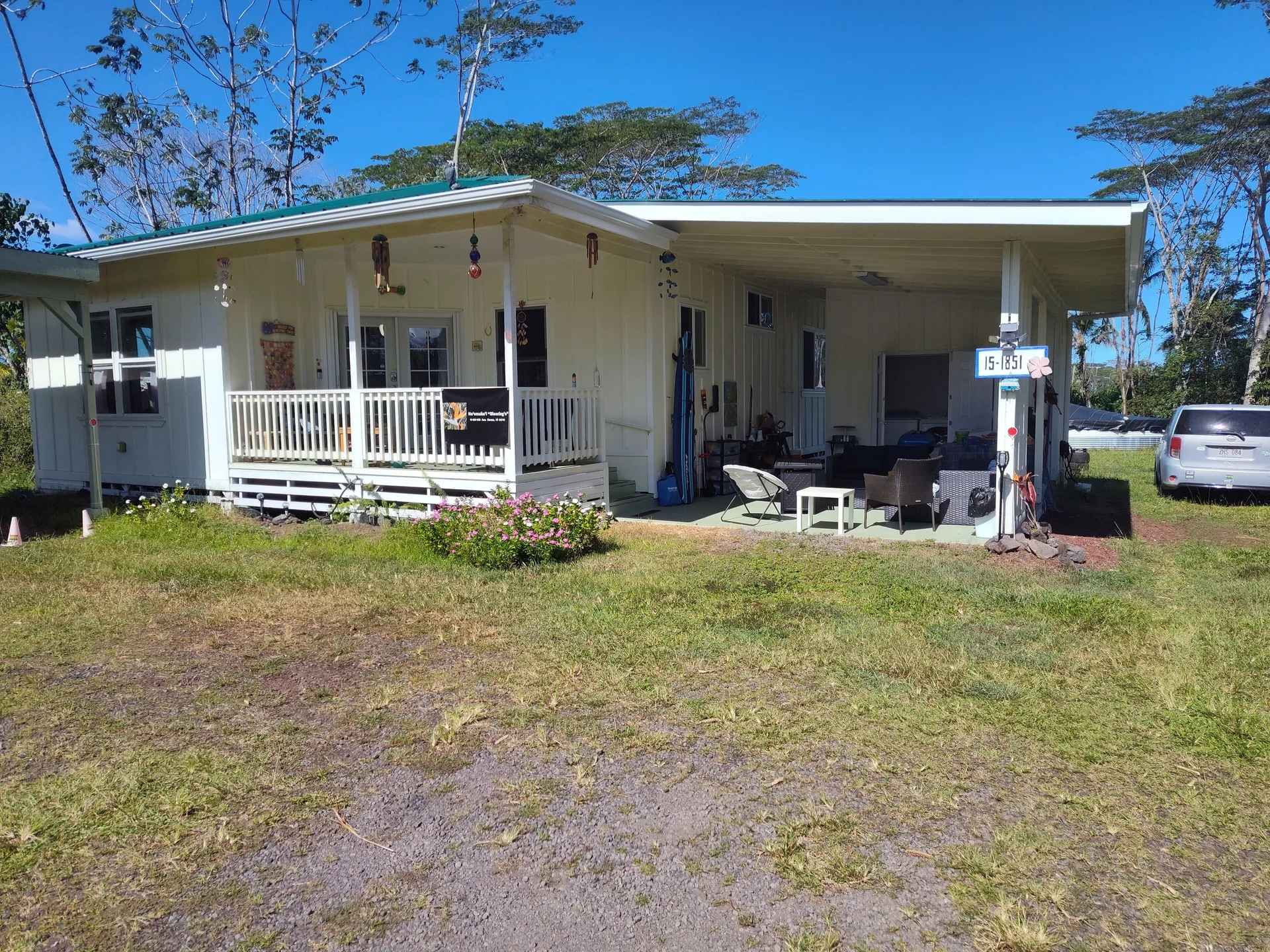 Hoomaikai Blessing's intimate Big Island guest accommodation with quiet local atmosphere and home-style appeal