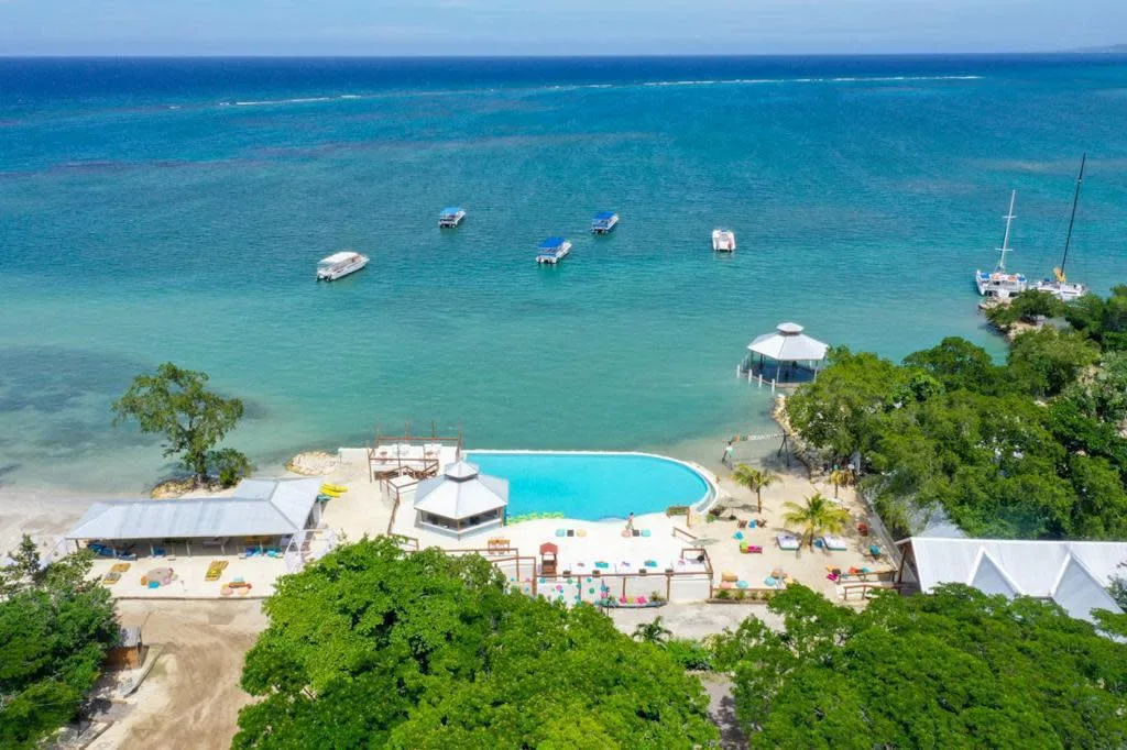 Chukka Ocean Outpost At Sandy Bay 15 Min Drive