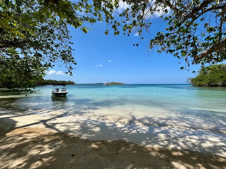 Samuel S Bay National Marine Park 40 Min Drive