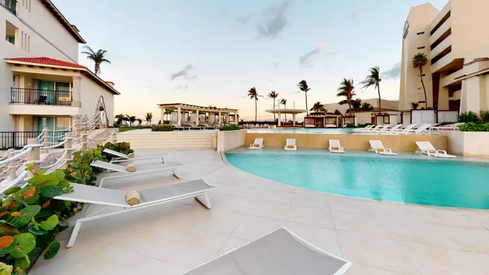 Ocean Front Royal Select Villa Deluxe Official 3