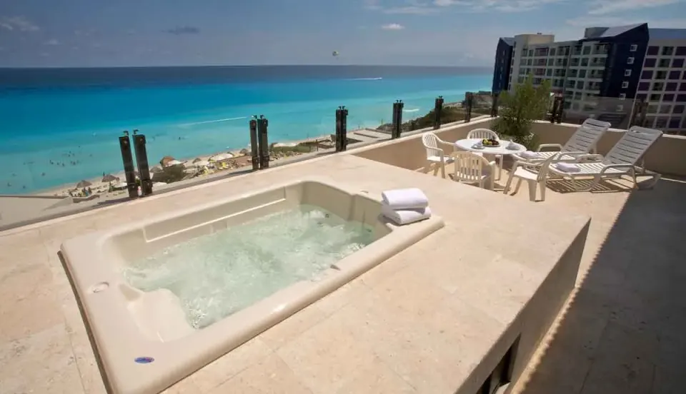 Presidential Suite Official 3