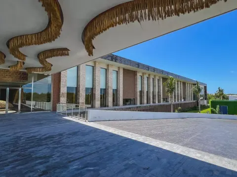 Cancun Convention Center 5 Min Drive