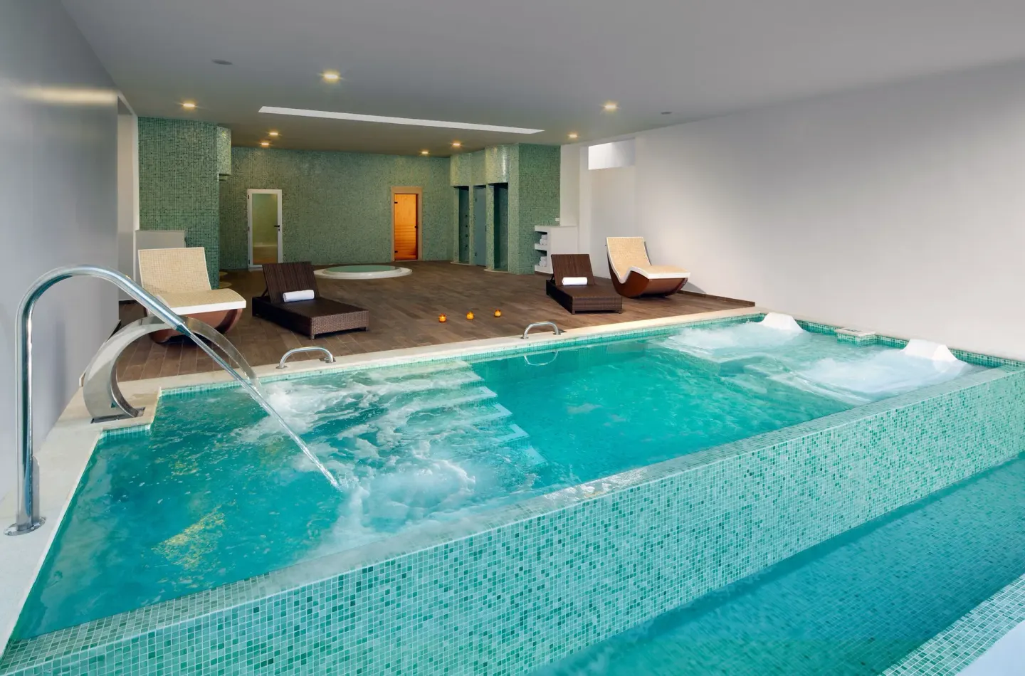 Indoor spa pool with water jets at Grand Sirenis Punta Cana Resort & Aquagames.