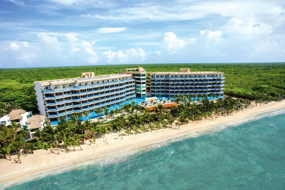 El Dorado Seaside Suites, Catamarán, Ecoturistic Ranch, All & More Inclusive adults-only all-inclusive resort with beachfront suites and swim-up pools in Kantenah, Mexico.