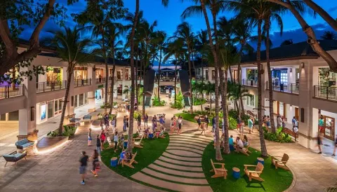 Wailea Shopping Village Shopping Center 15 Min Walk