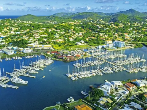 Rodney Bay Marina 1 Min Walk