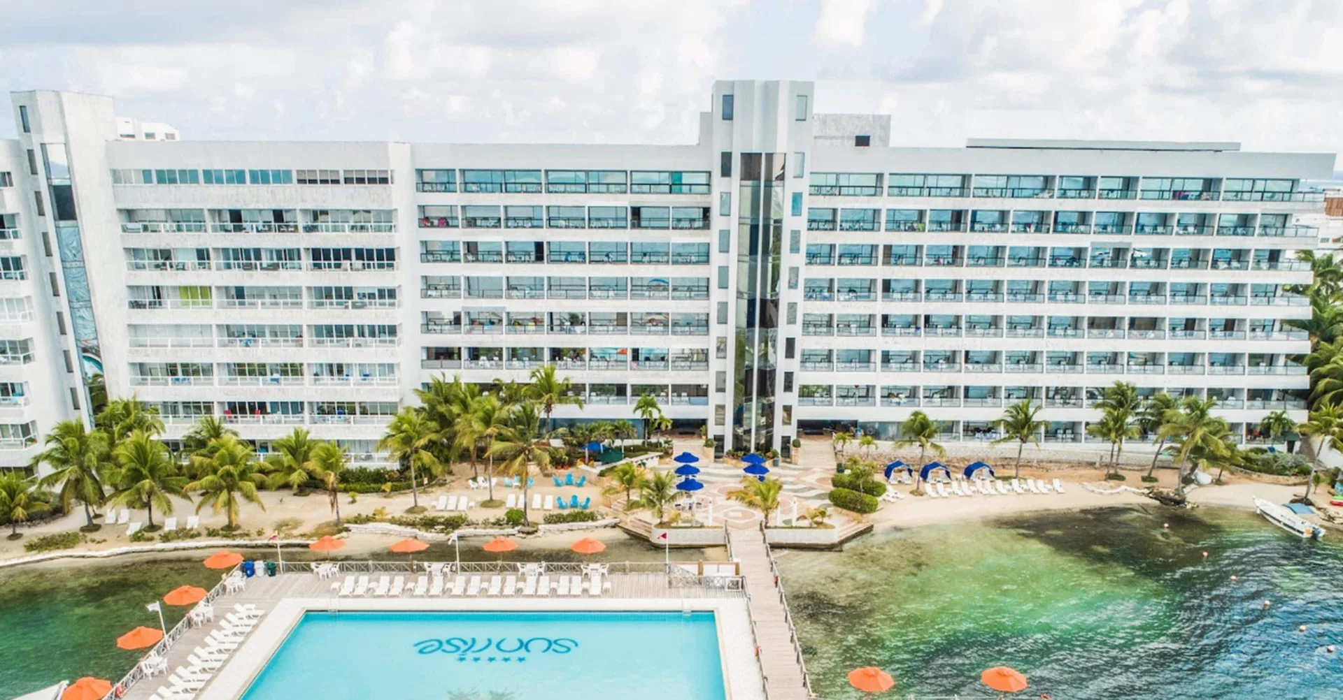 GHL Relax Hotel Sunrise San Andres waterfront hotel with sea views and leisure amenities