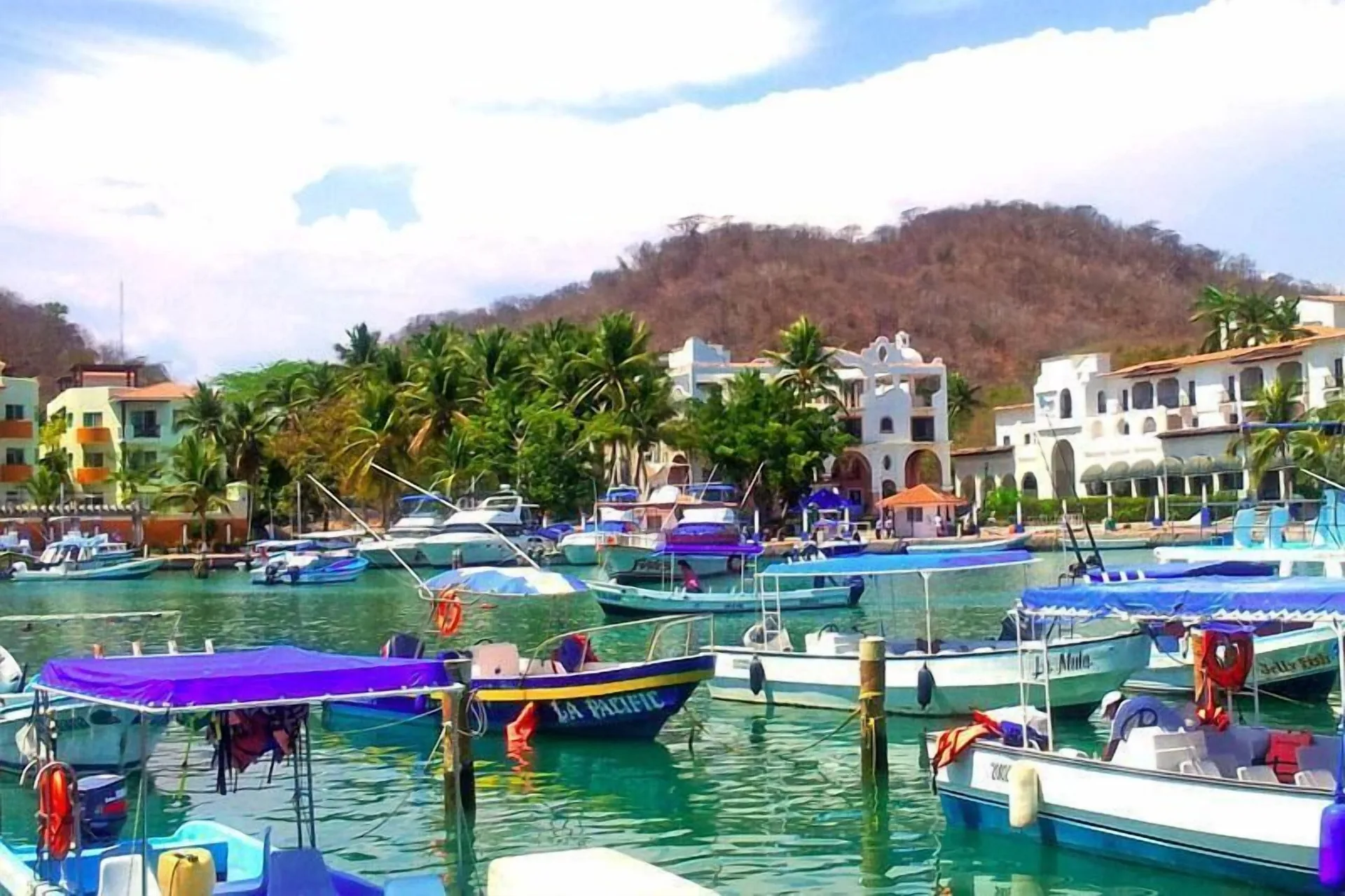 Canadian Resorts Huatulco resort