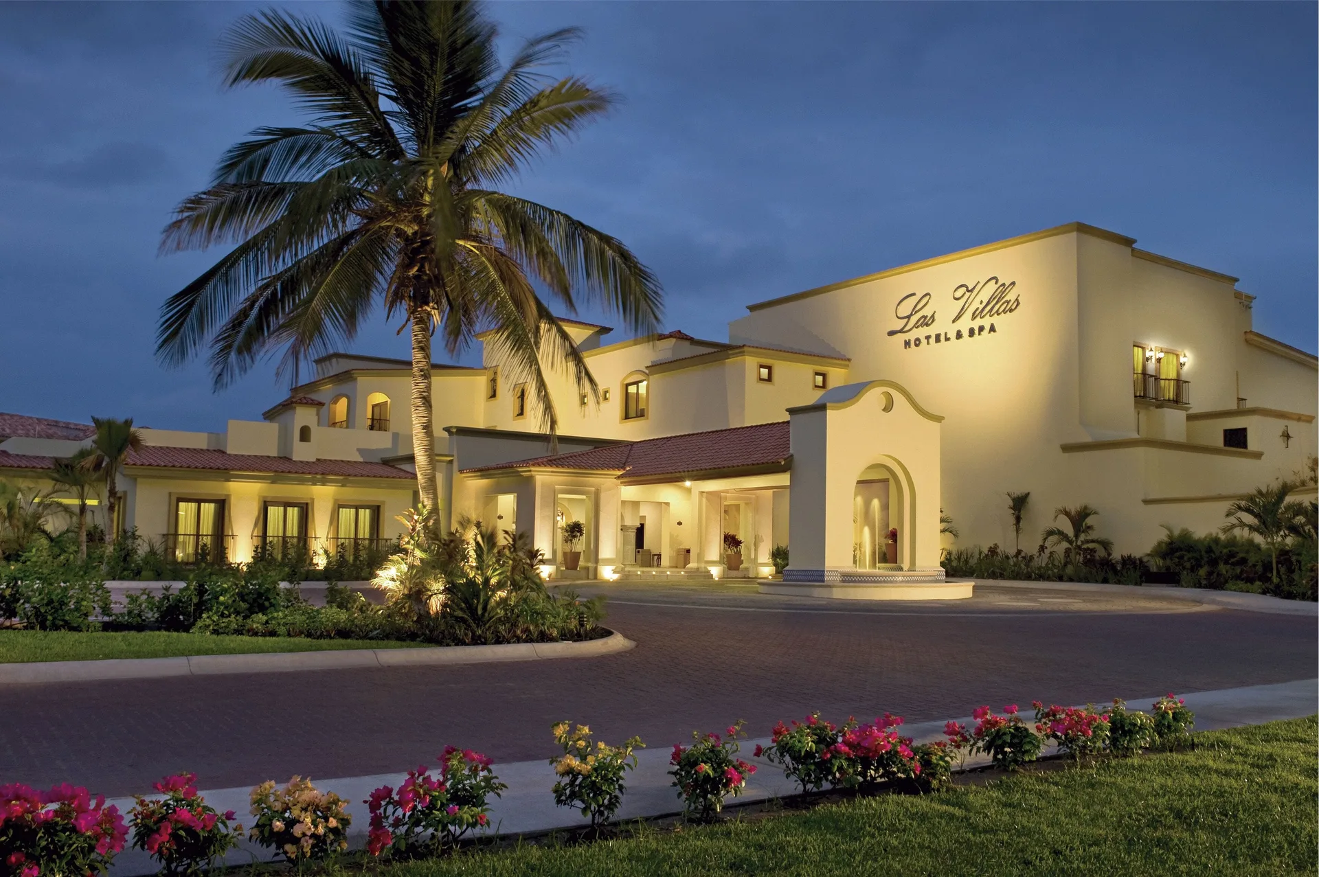 Las Villas Hotel and Golf by Estrella del Mar beachfront golf resort with tranquil coastal setting