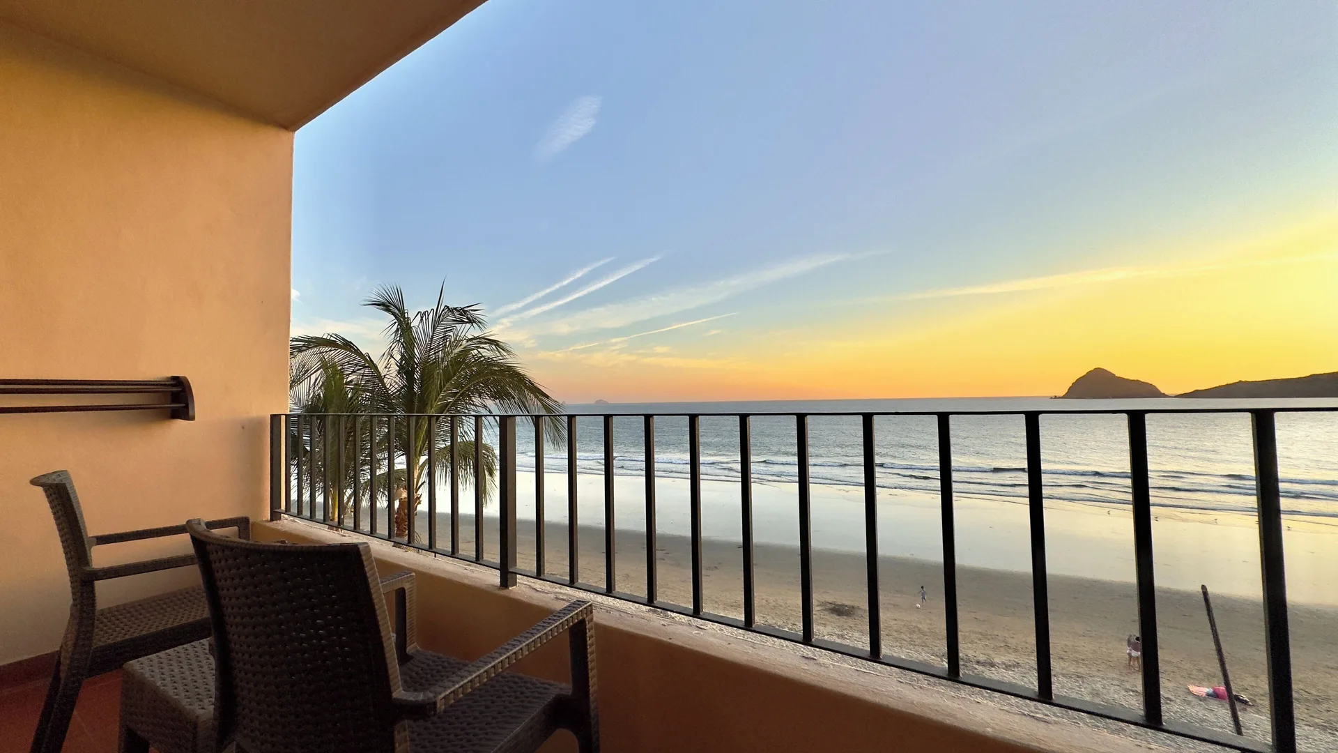 Luxury Room balcony with ocean view at Hotel Playa Mazatlan on the Golden Zone with modern furnishings and Pacific Ocean vistas.