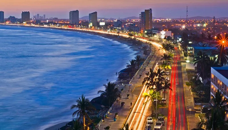 The Mazatlan Malecon 10 Min Walk