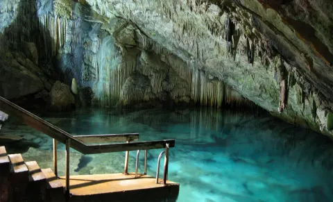Green Grotto Caves 5 Min Drive