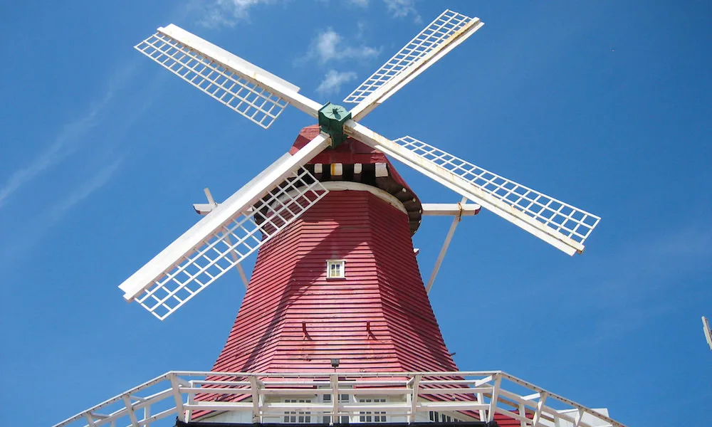 Old Windmill 5 Min Walk
