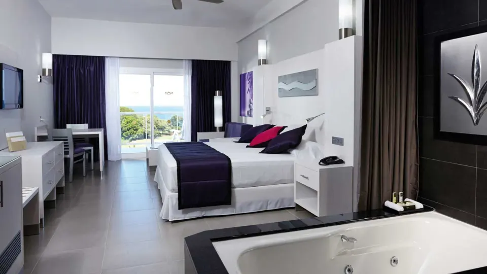 Garden View Junior Suites Official 3