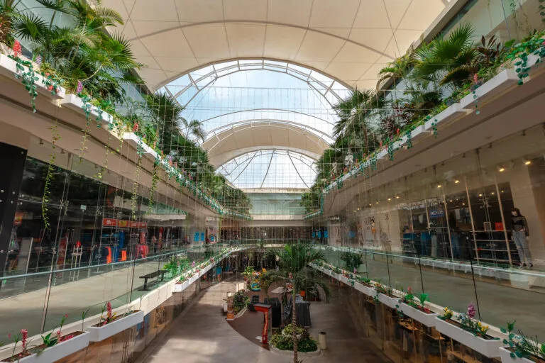 Quinta Alegria Shopping Mall 1 Min Walk