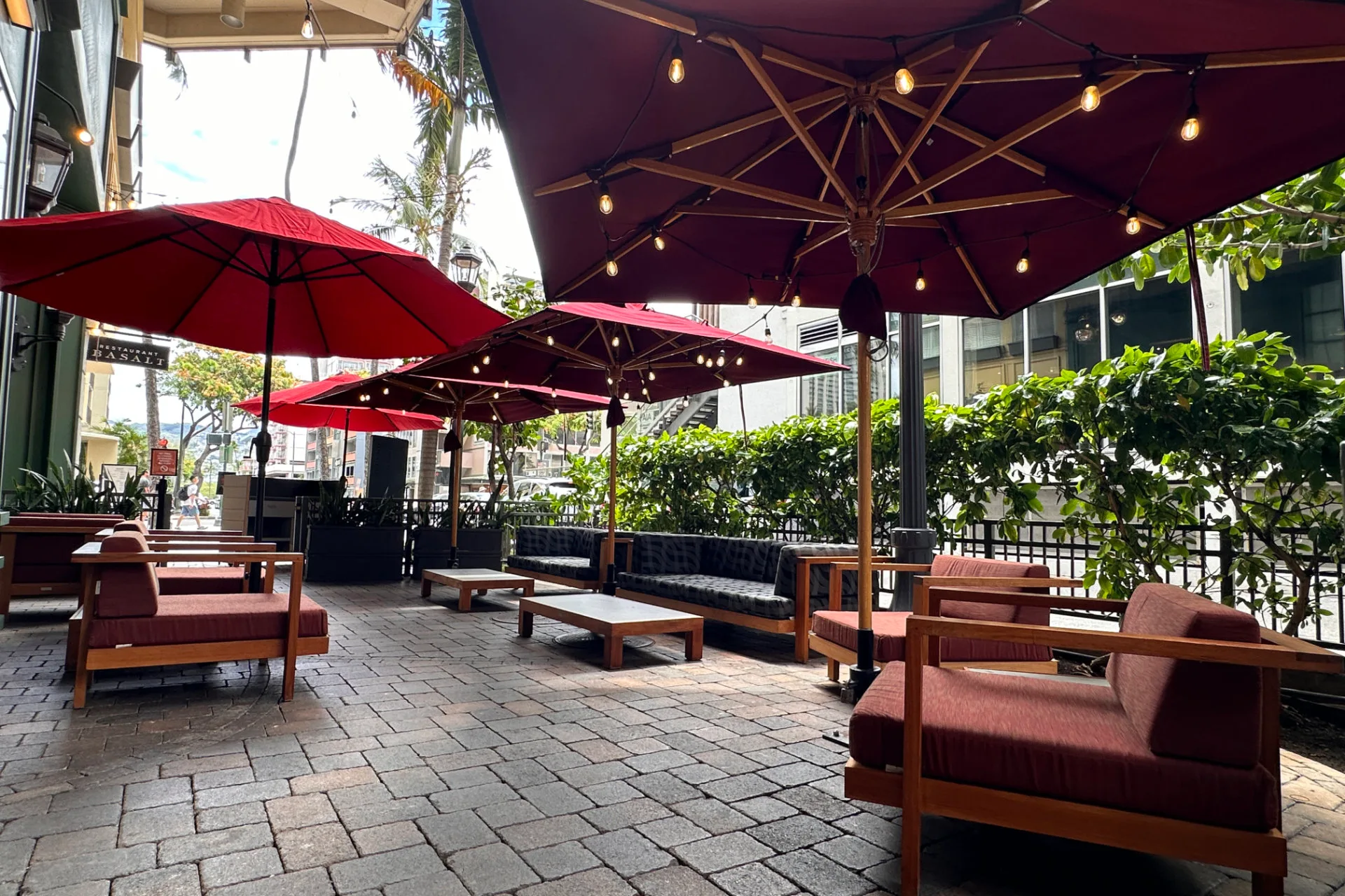 Duke's Lane Market & Eatery at Hyatt Centric Waikiki Beach
