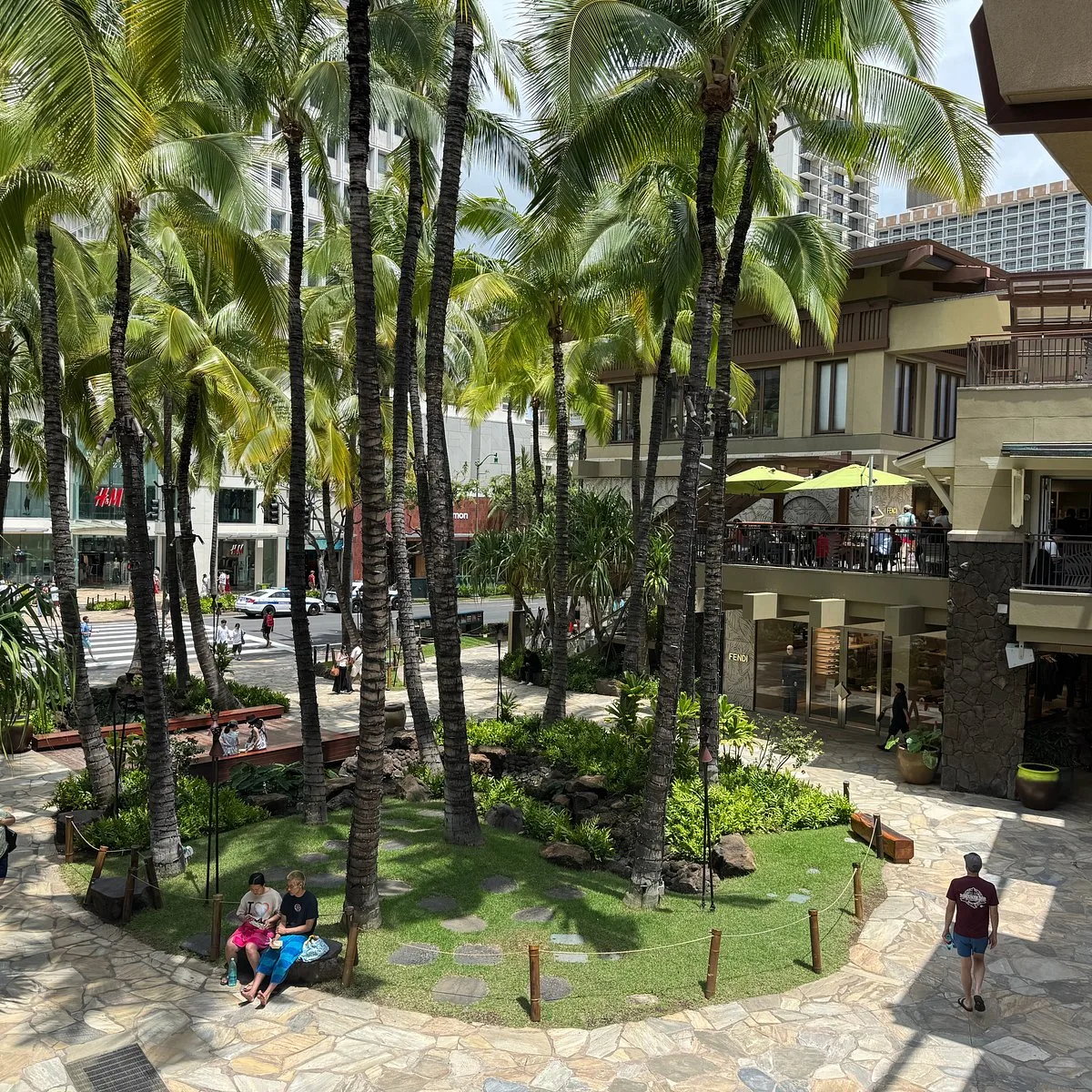 Royal Hawaiian Center 5 Min Walk