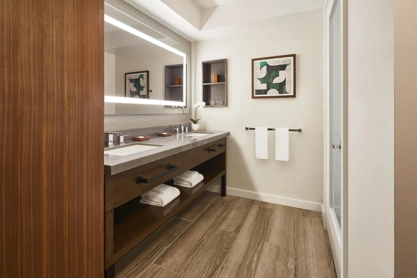 Guest room bathroom double vanity at Hyatt Regency Maui Resort & Spa.