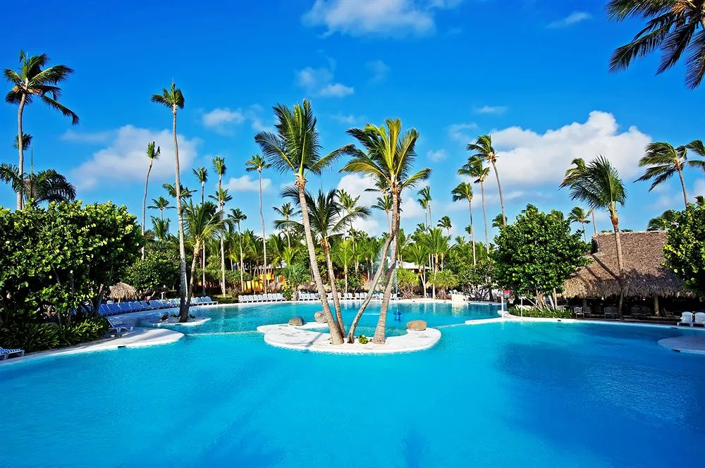 Oceanfront Junior Suite Official 4