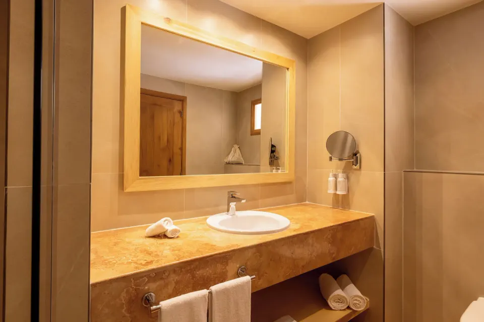 Premium Room pure Wellness bathroom vanity at Iberostar Selection Paraíso Lindo.