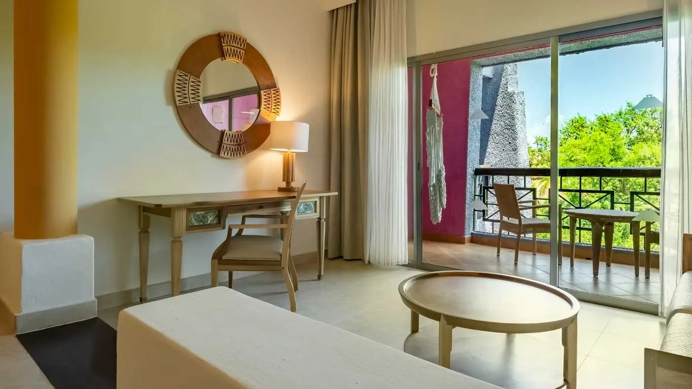 Junior Suite Tropical View Official 4