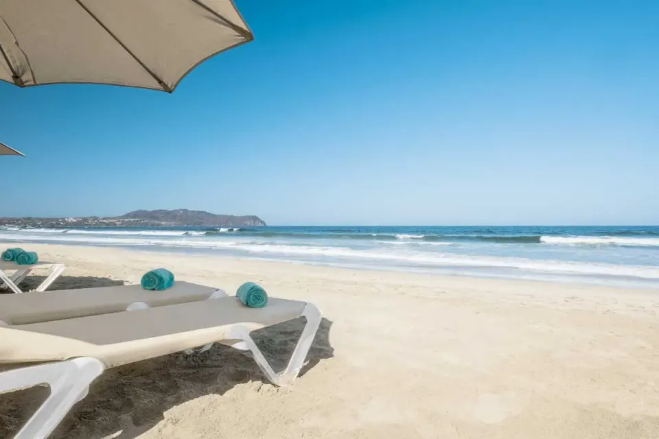 Ocean View Room Official 4