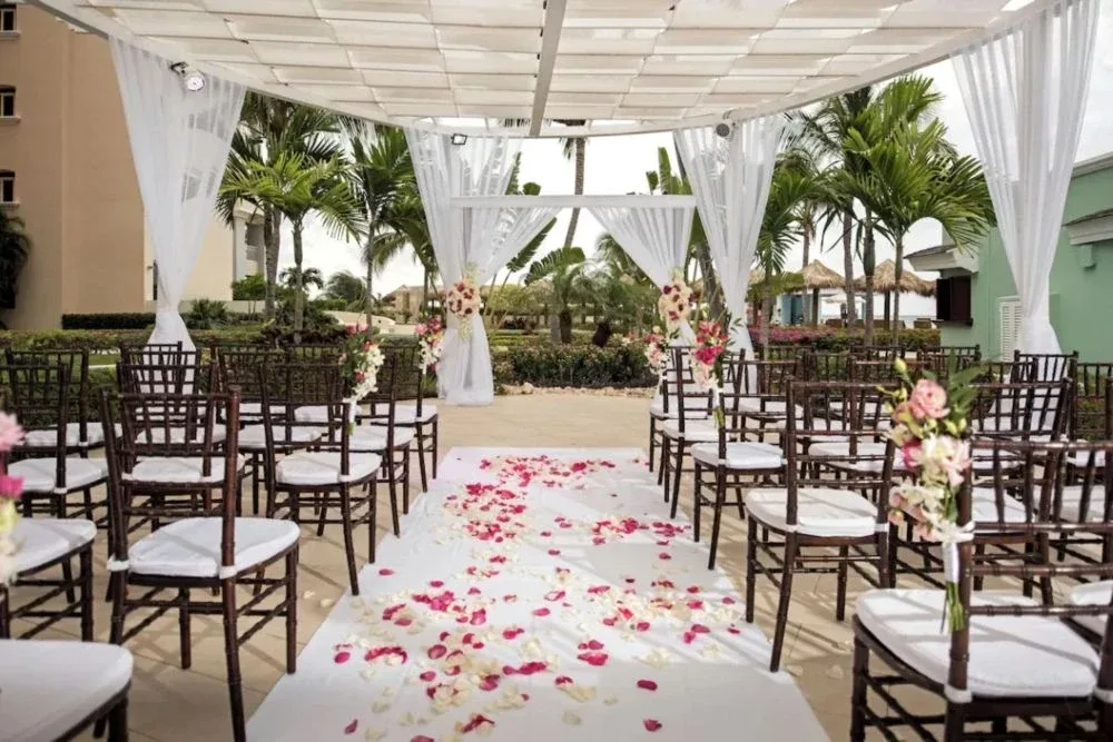Lobster & Steak Restaurant “Aunt Ruby” Venue at Iberostar Selection Rose Hall Suites