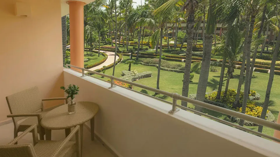Premium Tropical View Room Official 1