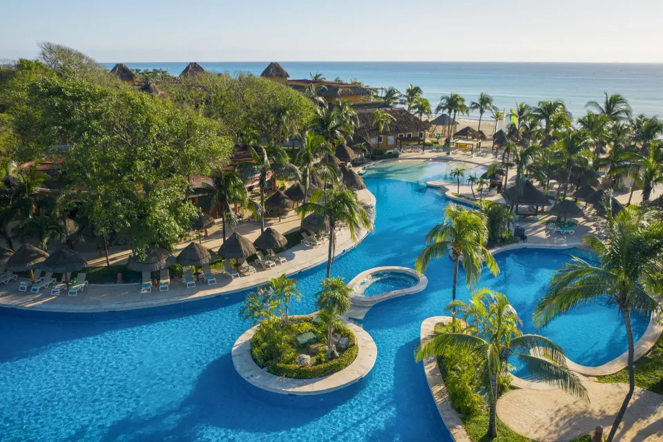 Iberostar Waves Tucán resort