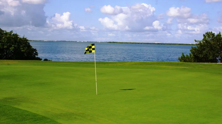 Cancun Golf Club At Pok Ta Pok 10 Min Walk