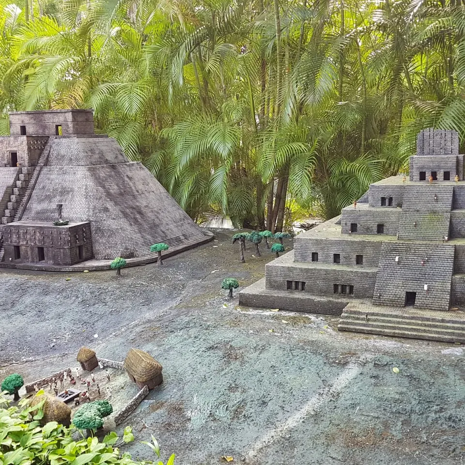 Discover Mexico Cozumel Park