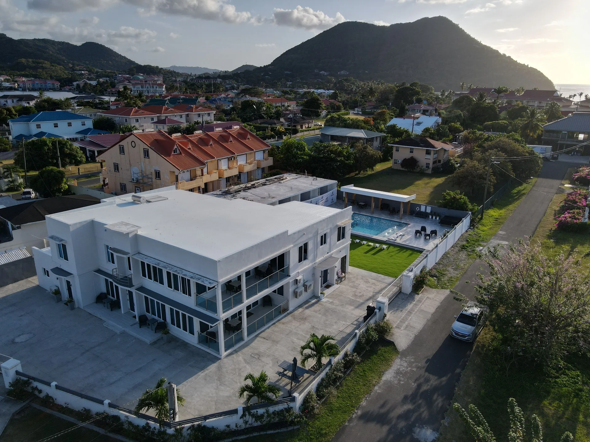 Luxury 5BD Loft in Prime Location spacious St Lucia rental with modern interiors and group appeal