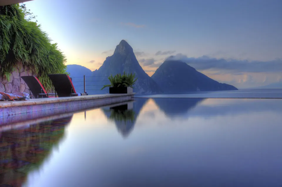 Star suite infinity pool at dusk with Pitons view at Jade Mountain Resort.