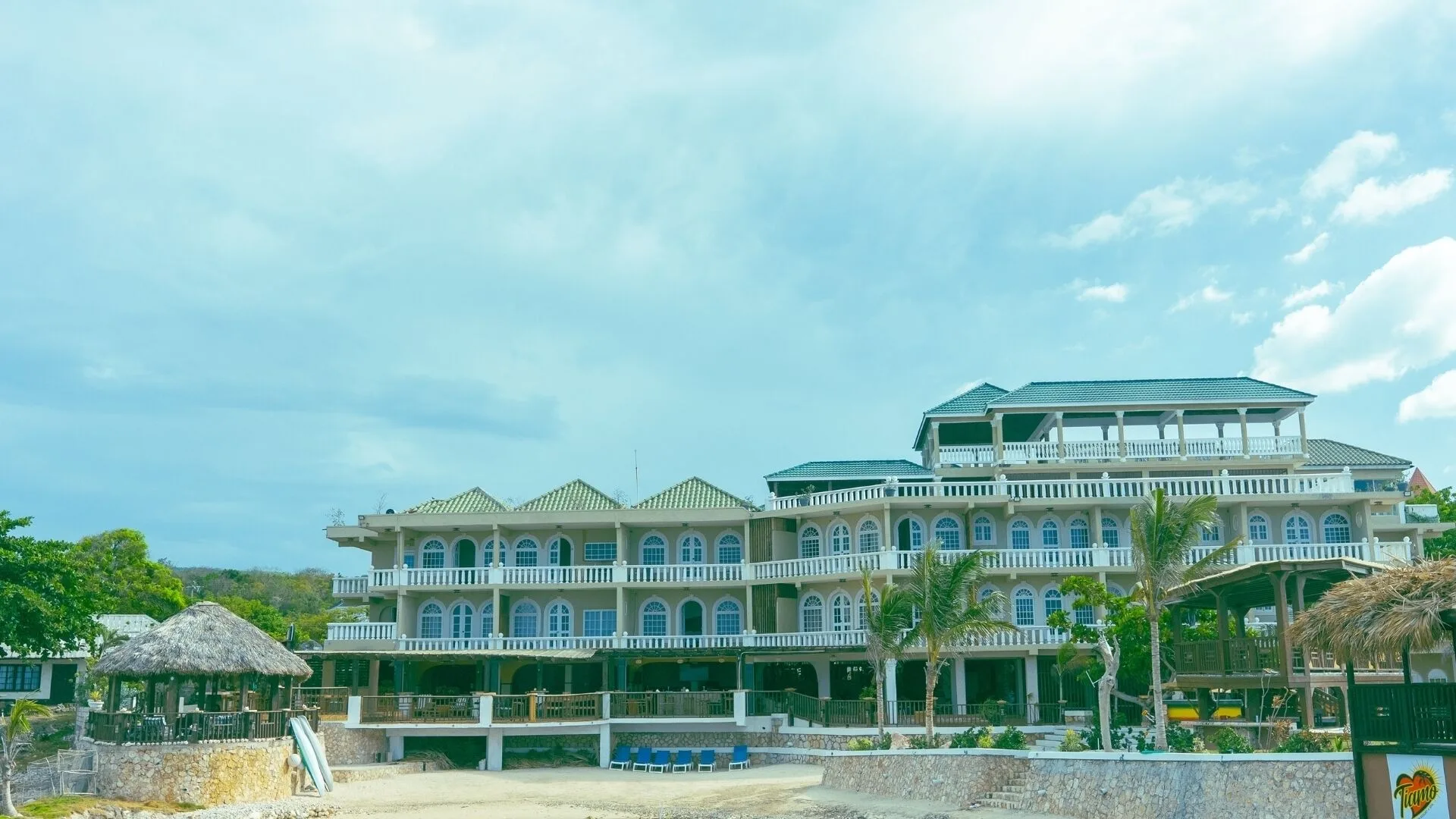 Tiamo Beach Resort and Spa Jamaica beachfront retreat with spa setting, coastal views and relaxed island style
